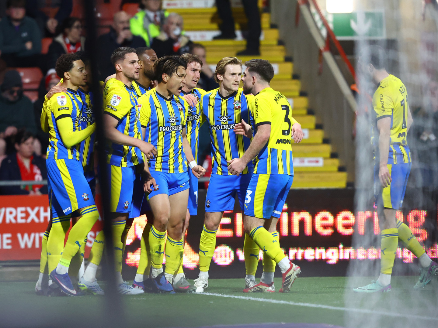 Live Matchday Images/2025-26/20260407 Wrexham vs Southampton/0E3A0390_csqfet