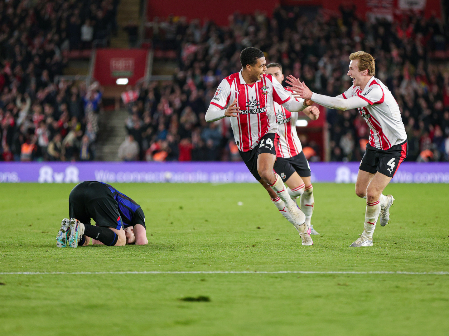Live Matchday Images/2025-26/20260512 Southampton vs Middlesbrough POSF2/CM_boro_067_dwsrmx