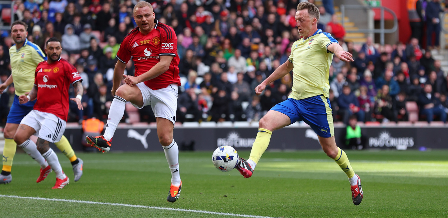 SM20260328SFC_Man_U15180001_jveen3