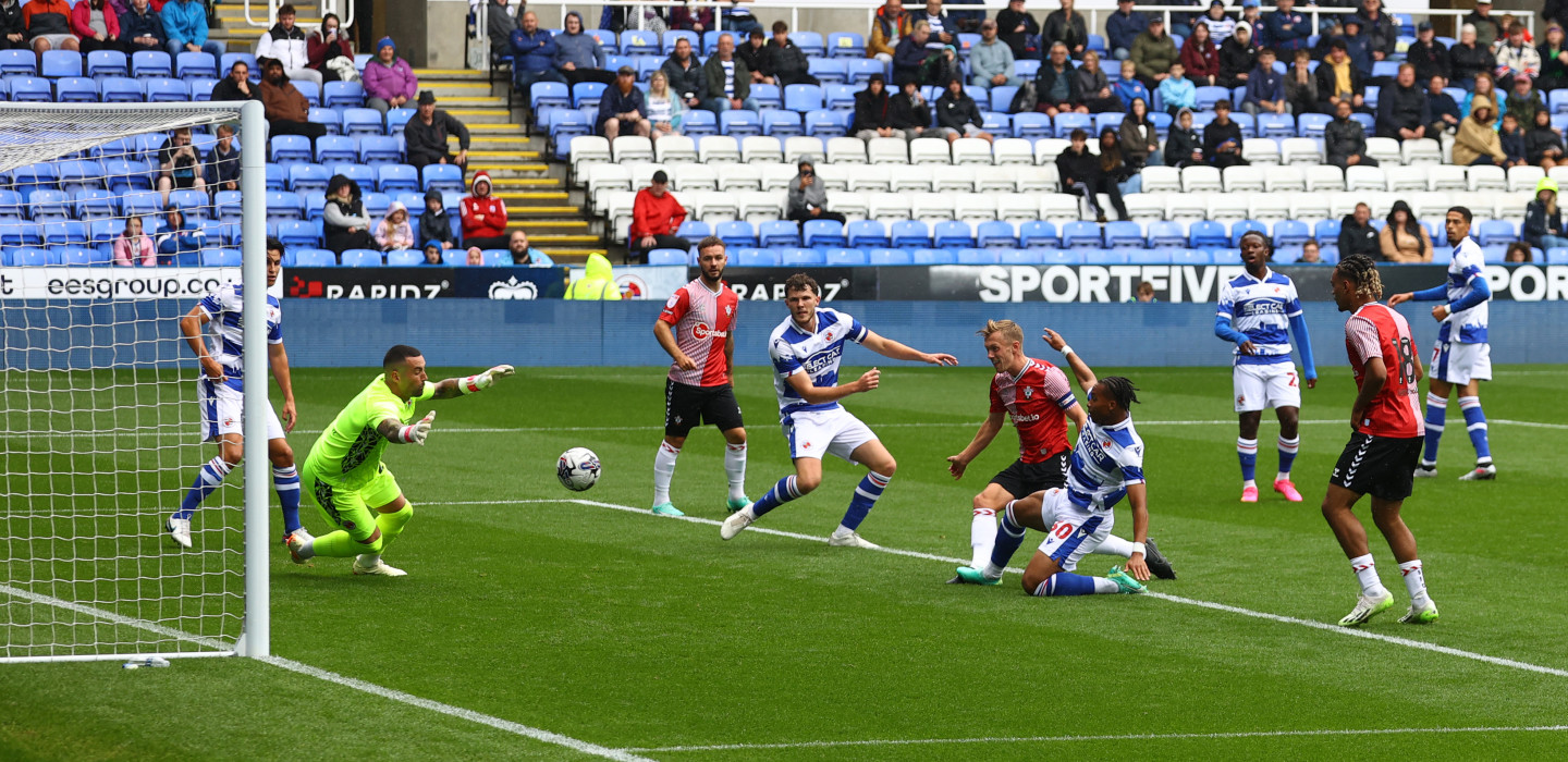 2023-24/Matchdays/20230722 Reading vs Southampton/IMG_5865_8e54dd00-9b38-4787-aa5d-2d72cd782e98_rjysm6