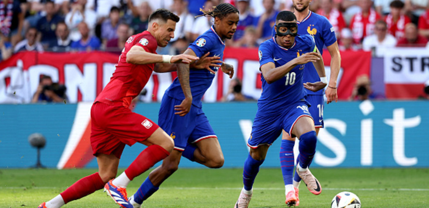 2023-24/Other/International/IMG_5012_nvyub9