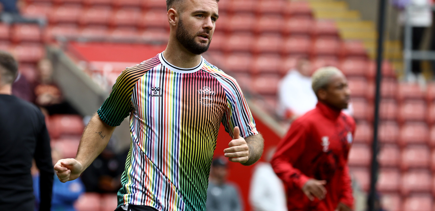 2023-24/Partnerships/hummel/MW_Southampton_Leeds_068_lavemp