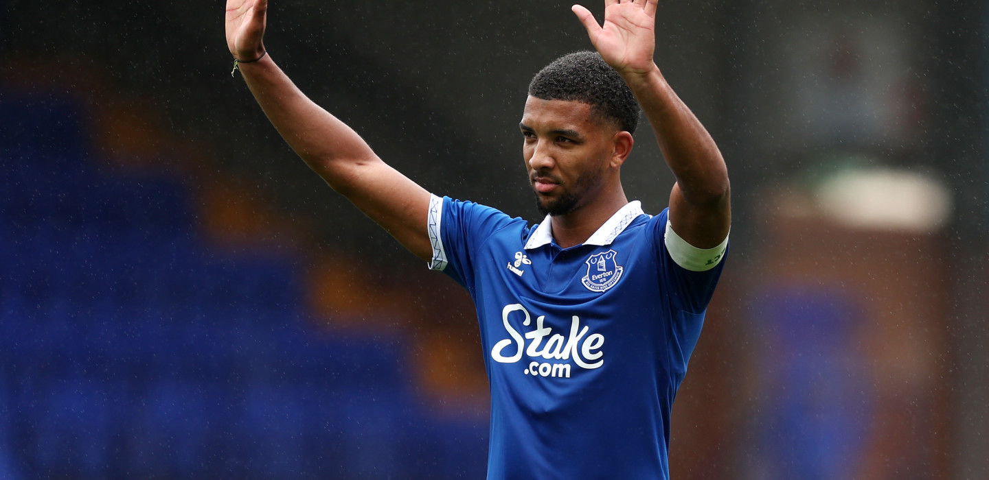 2023-24/Signings/Mason Holgate/GettyImages-1563400248_rgrga2
