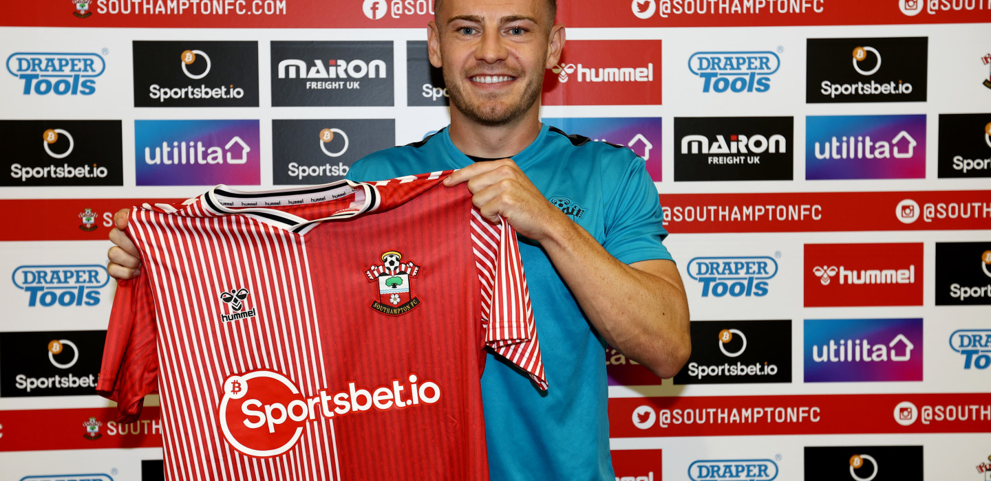 Saints complete Fraser loan | Southampton FC Official Site