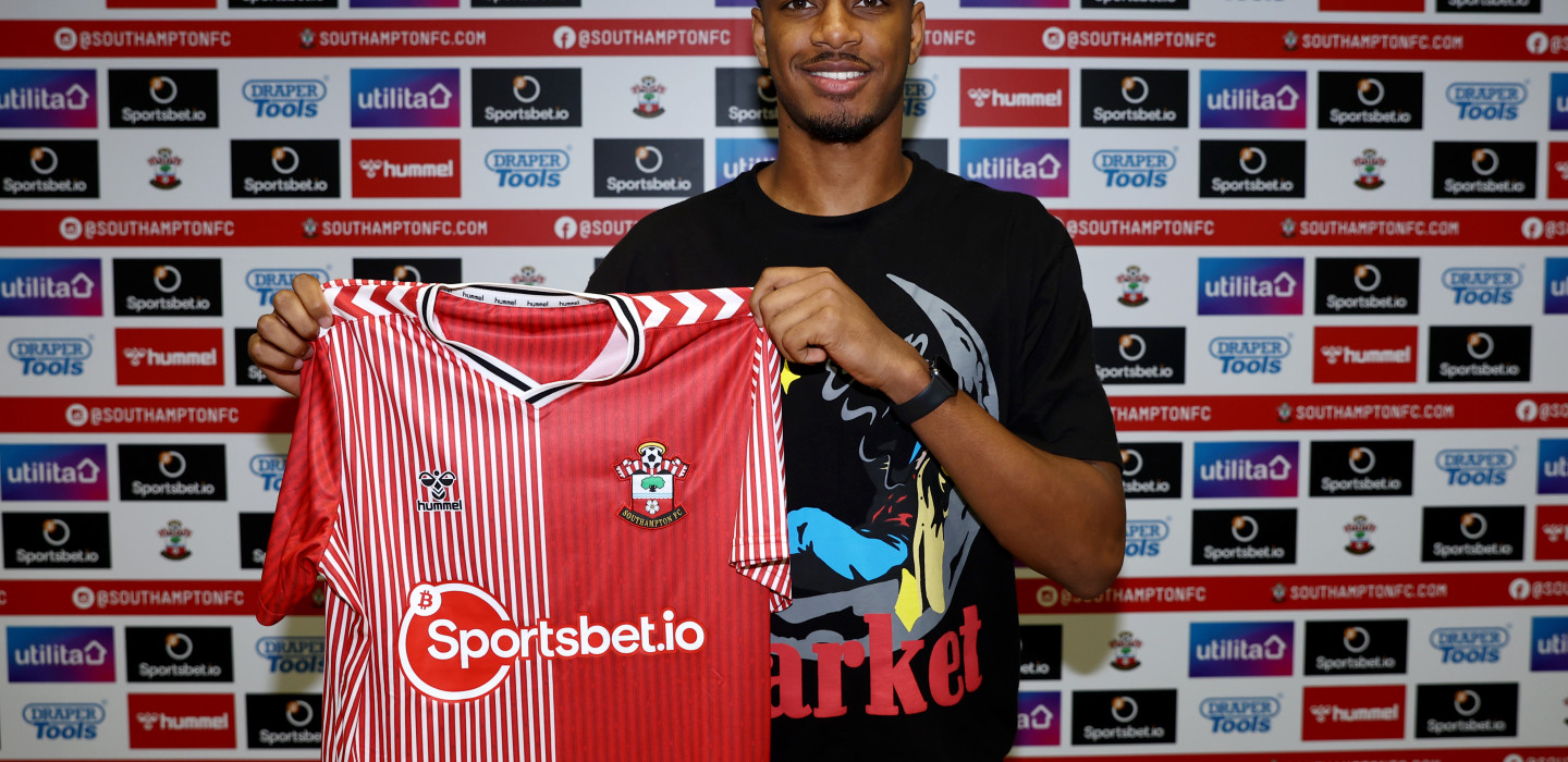 2023-24/U21s/Signings/Zach Awe/20230731_ZachAwe_008_pl6kih