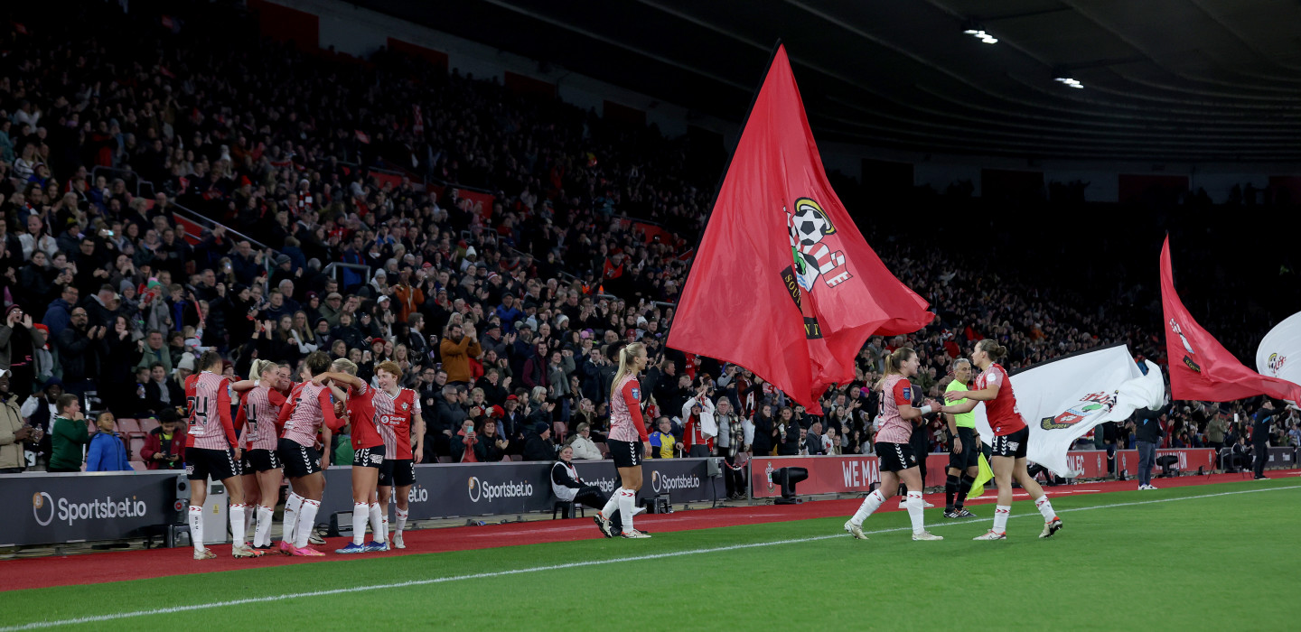 2023-24/Women's Team/Continental Cup/Arsenal (H)/Gallery/20231123_Southampton_Arsenal_076_nb68hy