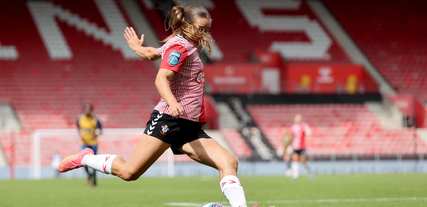 2023-24/Women's Team/Pre-season/Friendlies/Saints vs Hashtag/Gallery/IF_Southampton_Hashtag_044_yk6nm4