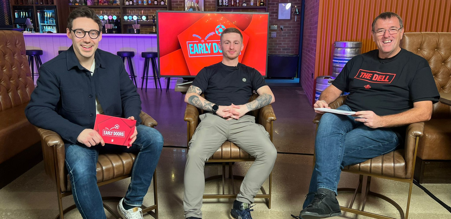 2024-25/Early Doors/PHOTO-2025-01-22-11-53-17_6_i40aps