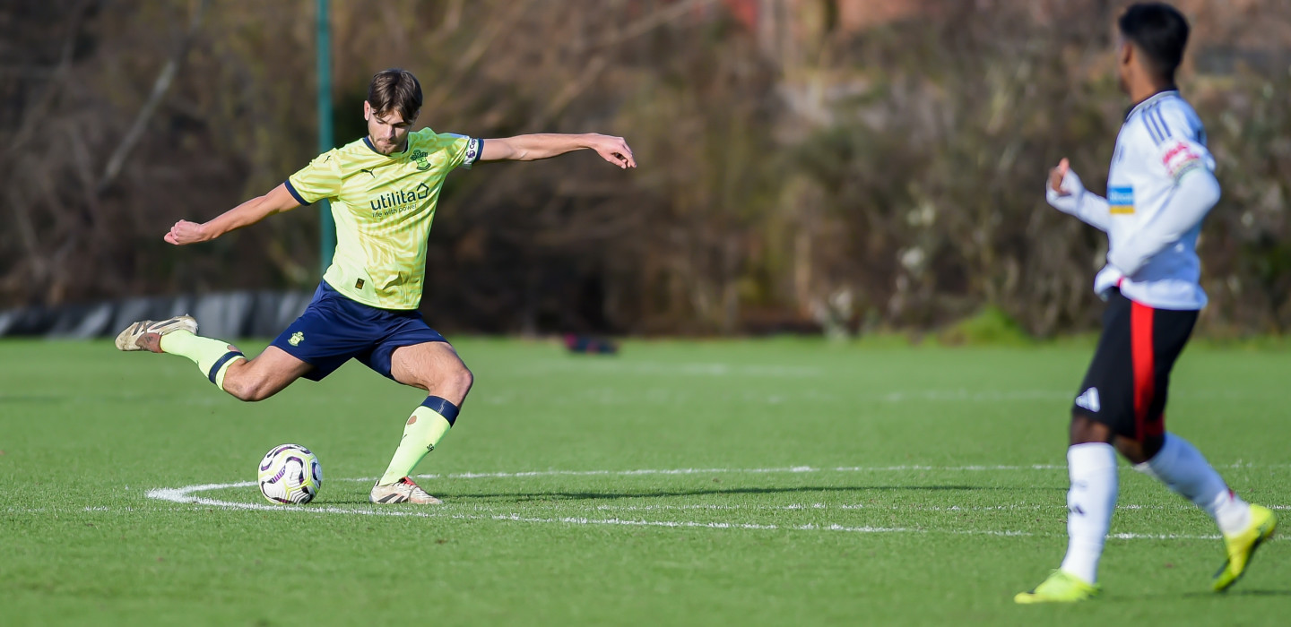 2024-25/U18s/Matchdays/20250125 Fulham vs Southampton/20250125_SouthamptonU18_FulhamU18_040_cfigfp