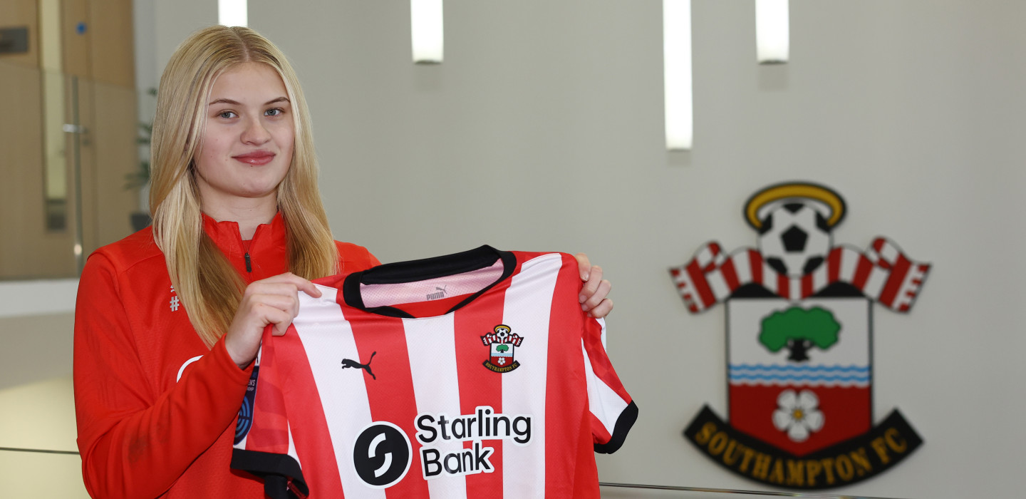 2024-25/Women's Team/Signings/Georgia Mullett/20250122_GeorgiaMullett_007_wvkitz