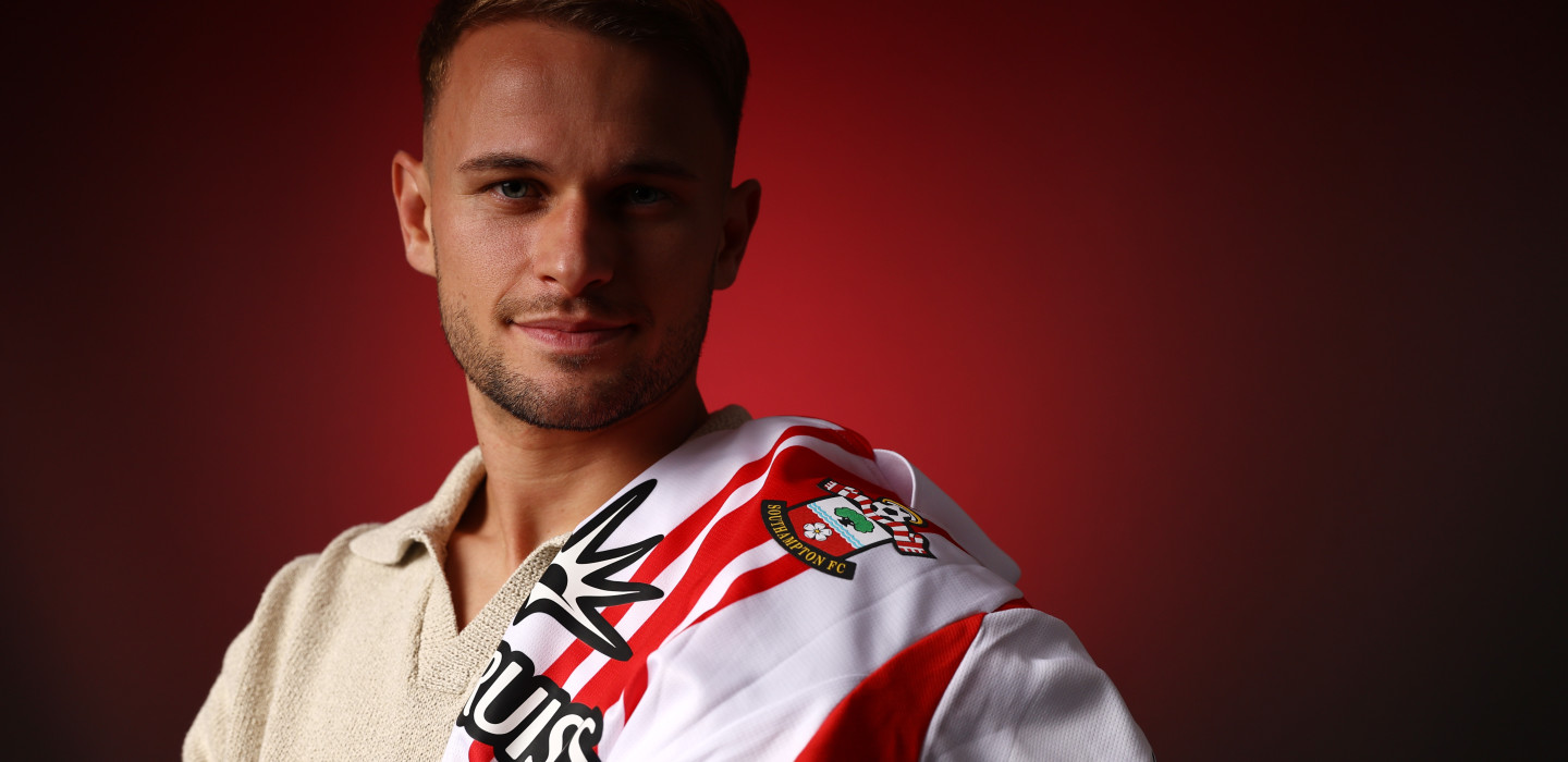 2025-26/Signings/Leo Scienza/20150901_LeoScienza_086_jvnolj