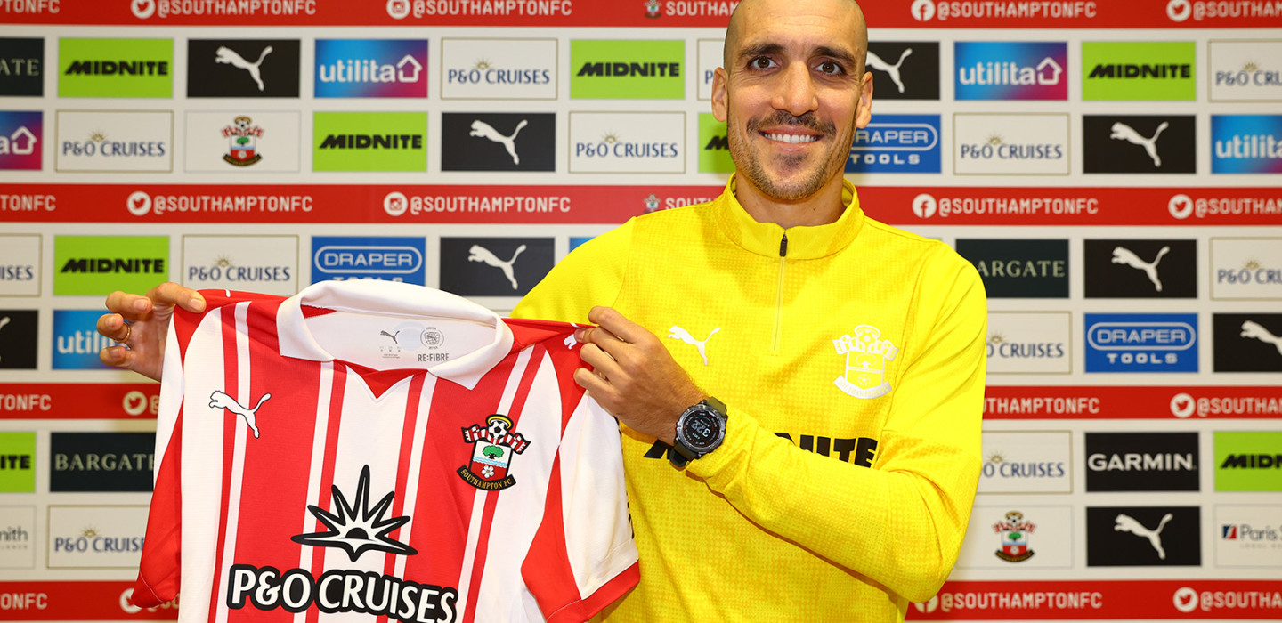 2025-26/Signings/Oriol Romeu/20251104_Oriol_Romeu_065_cm1z5t