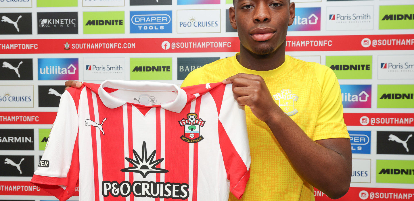 2025-26/U21s/Signings/Nick Oyekunle NEW CONTRACT/Nicholas_Oyekunle0012A_v5vmlk