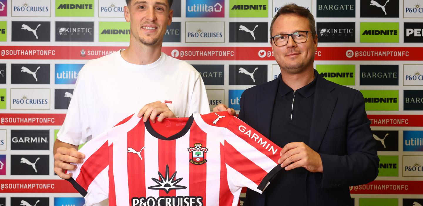 2026-27/Signings/Keven Schlotterbeck/20260827_Schlotterbeck_006_orcq5c