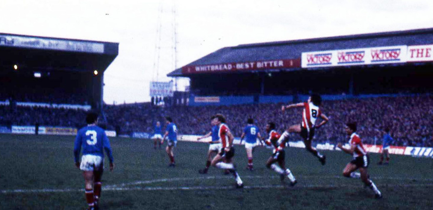 Archive/Steve_Moran_Fratton_Park_no_border_w8bwub