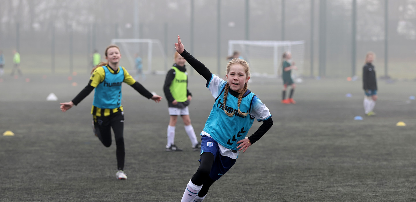 Football Programmes/20230214_Soocer_School_046_2_y5xpx7