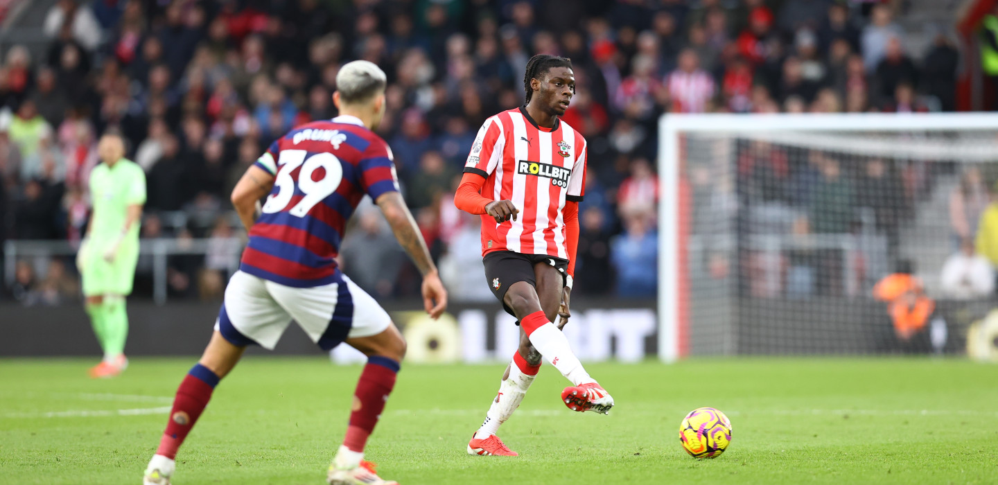 Live Matchday Images/2024-25/20250125 Southampton vs Newcastle/AY5I7447_abmw7a