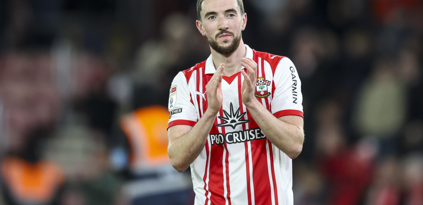 Live Matchday Images/2025-26/20260318 Southampton vs Norwich City/RJ6_3075_bmrnpo