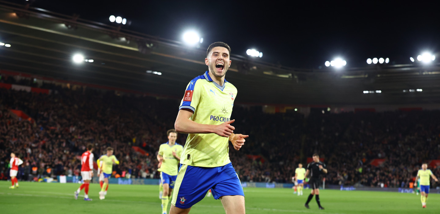 Live Matchday Images/2025-26/20260404 Southampton vs Arsenal FA Cup QF/106A8528_wyqyex