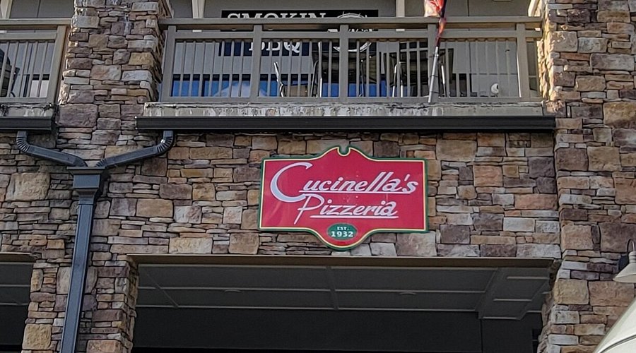 Cucinellas Pizzeria