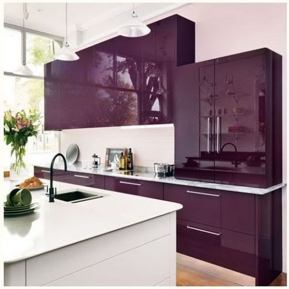 Monochromes kitchen decoration