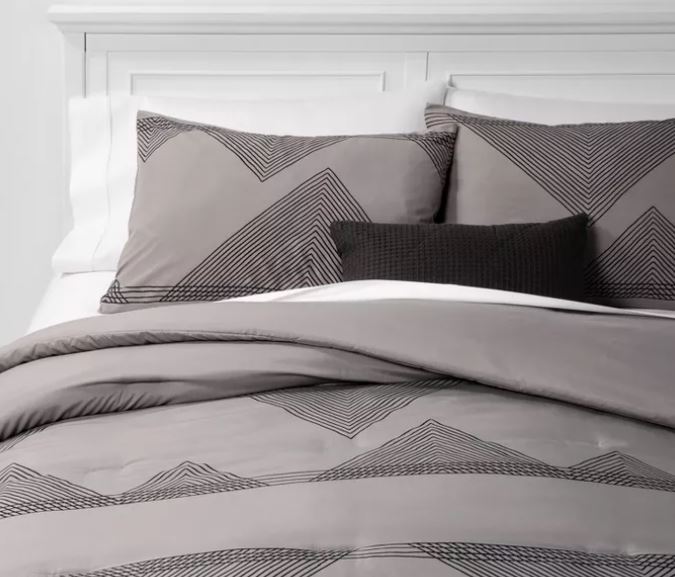 Triangle Lines Bed in a Bag Gray1 With Insert36"x20"