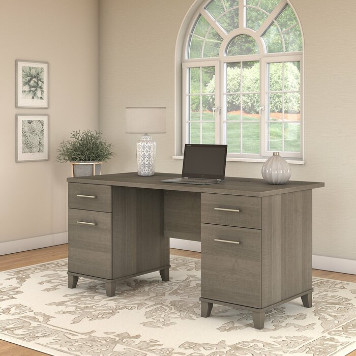 Masala Executive Desk