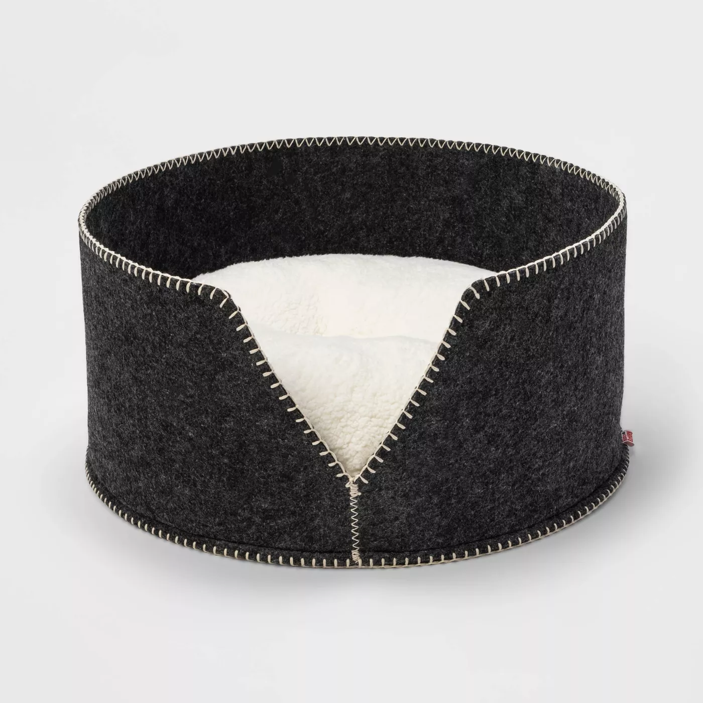 Poly Felt Round Beds For Dogs & Cats S Boots & Barkley