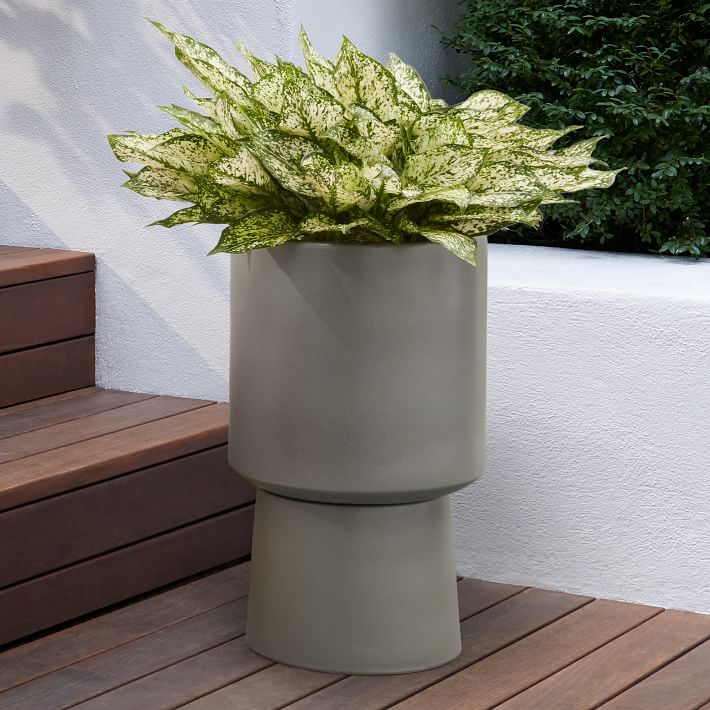 Bishop Indoor Outdoor Pedestal Planters