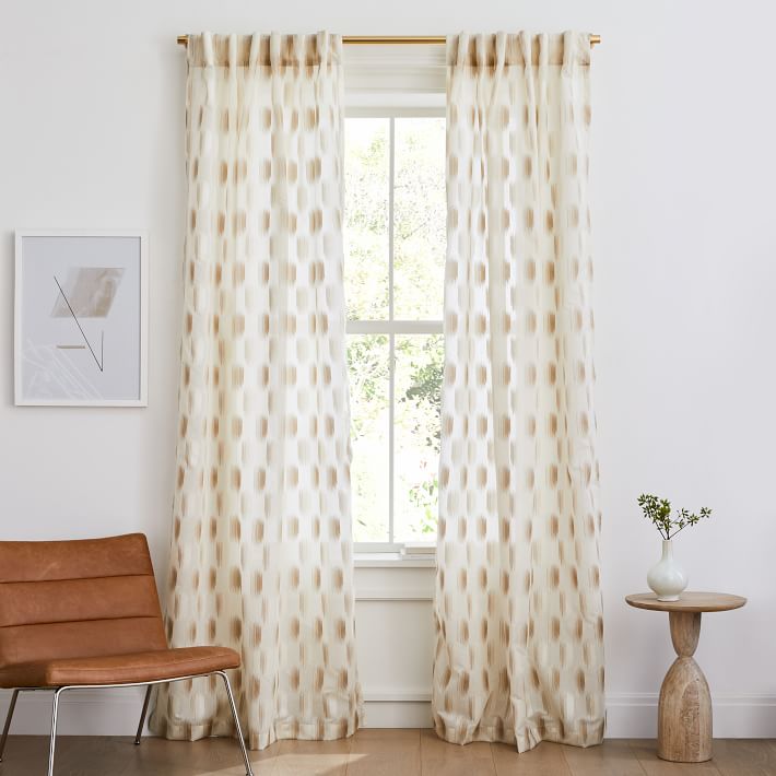 Sheer Shaded Dot Jacquard Curtain84"