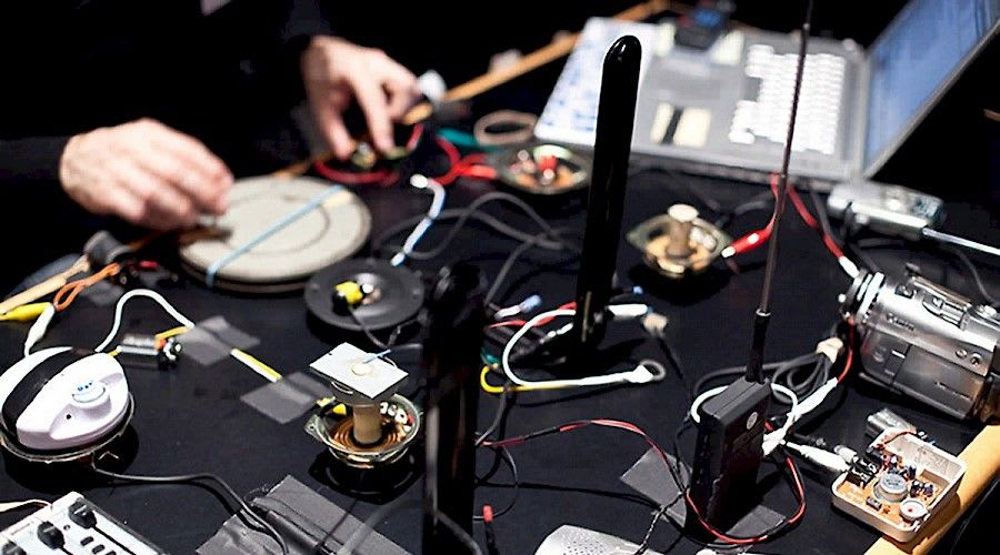 Sound vs Sense: Intersections