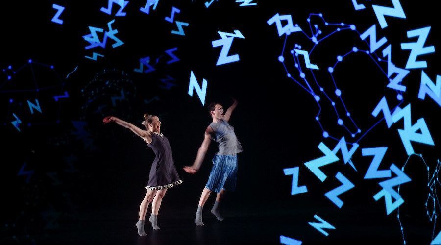 DOT by Maduixa Teatre