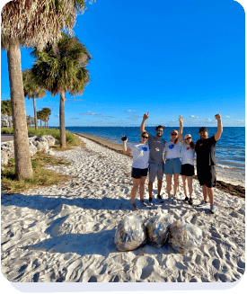 Spiral team beach cleanup