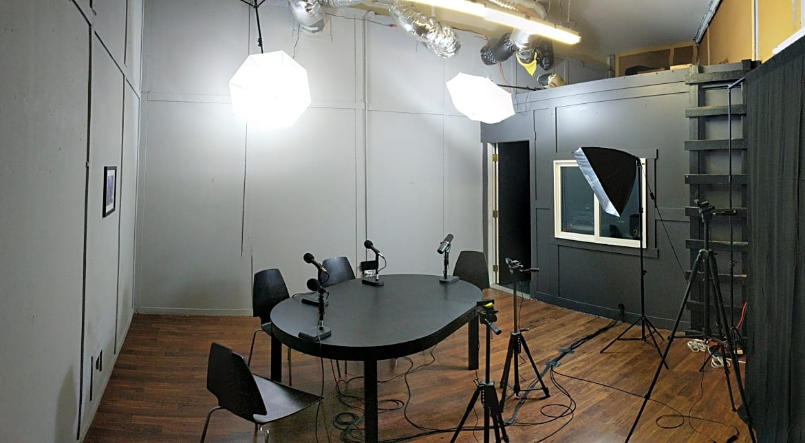 Setting Up A Podcast Studio (Budget Proof and Professional