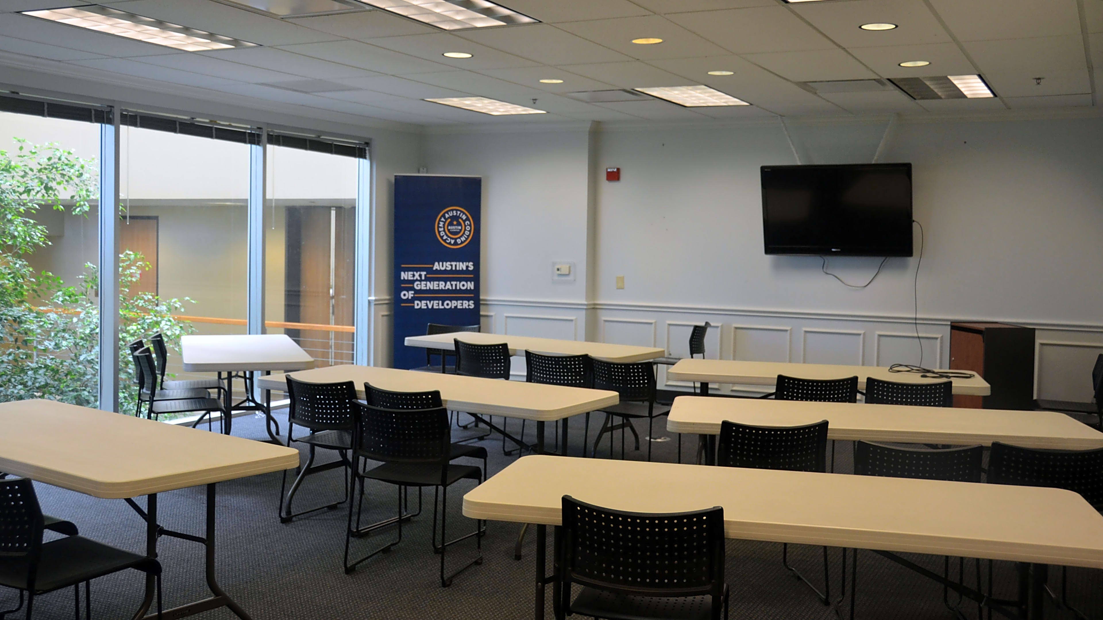 900 Square Feet Of Conference Room Space Rent It On Splacer 900-square-feet-of-conference-room-space-rent-it-on-splacer