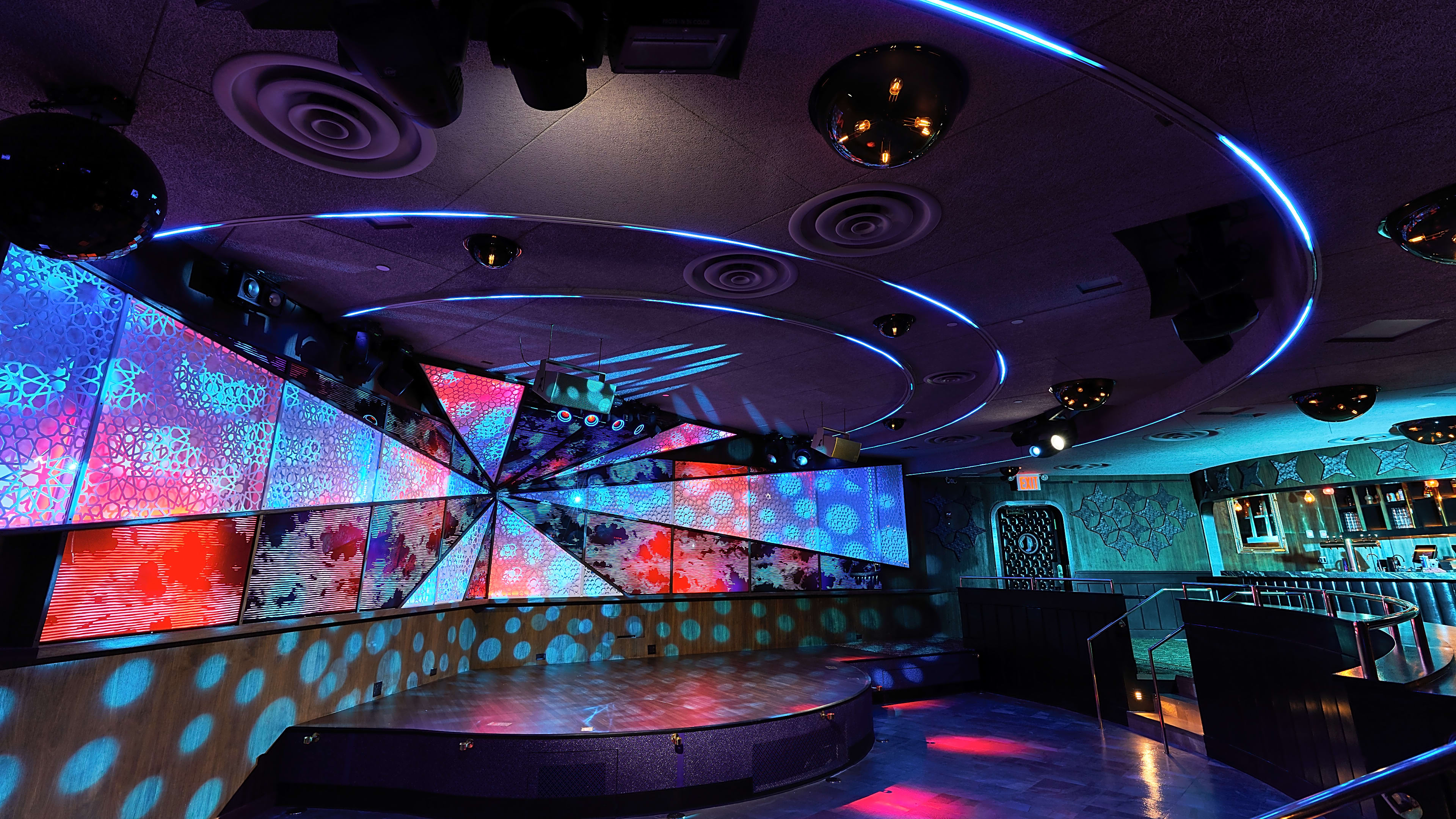 Restaurant Music Venue With Rooftop New York NY Rent It On Splacer hollywood-bowl-the-concert-venue-s-unexpected-secret