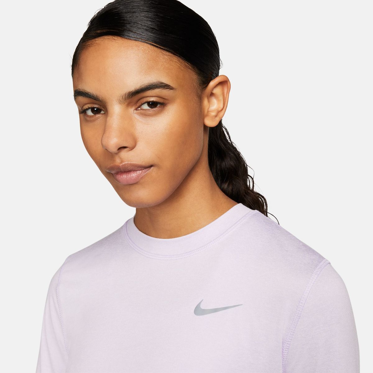 Nike Dri-FIT Swift Element UV Women's Crew-Neck Running Top