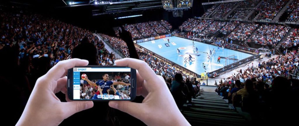 Webinar: How to Improve the Fan Experience at the Stadium and Online -  Front Office Sports