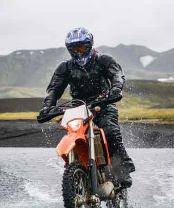 6 Best Adventure Motorcycle Jackets in 2023 | The Ultimate Buying Guide | Sport Journal 13 Adventure motorcycle jacket