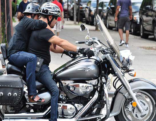 How to Get on a Motorcycle with a Backrest | Sporty Journal 1 how to get on and off motorcycle with a backrest