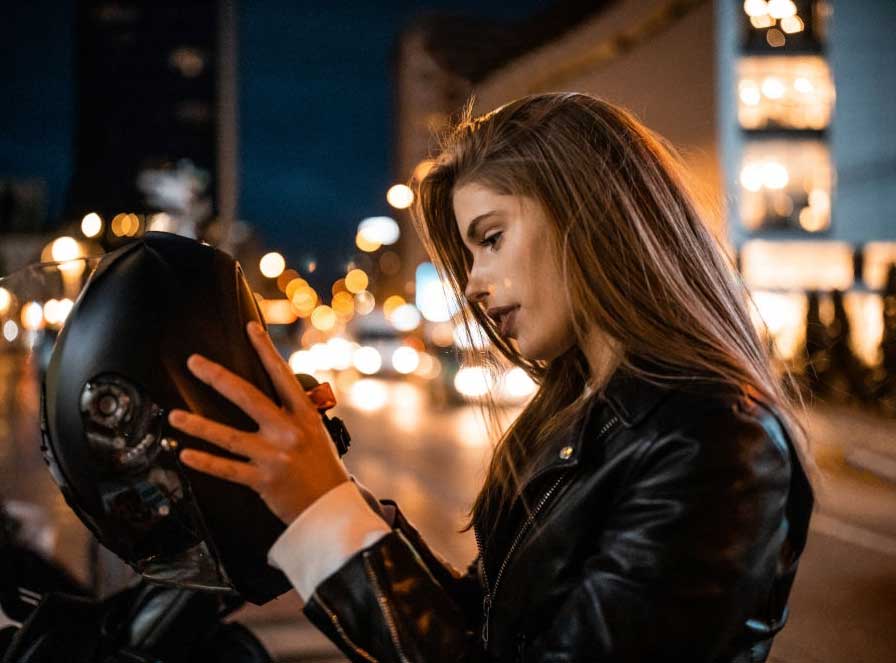 Top 5 Quietest Motorcycle Helmet to Buy in 2022 | Sporty Journal 7 Quietest Motorcycle Helmet with Bluetooth