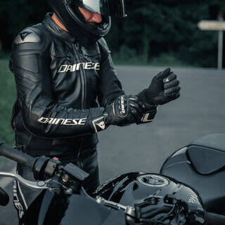 5 Best Leather Motorcycle Jackets Under 200 in 2022| Ultimate Guide| Sporty Journal 6 rsz leather motorcycle jacket 1 edited