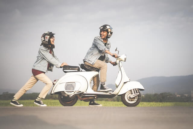 What to Wear When Riding a Motorcycle in Summer | Sporty Journal 1 What to Wear When Riding a Motorcycle in Hot Weather