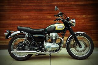 10 Best Gifts for Motorcyclists in 2023 | Sporty Journal 11 cheap gifts for motorcyclists