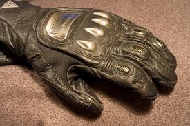 Top 10 Best Motorcycle Gloves in 2023 - The Ultimate Buying Guide | Sporty Journal 51 File:MotorcycleRacingGlove.jpg - Wikimedia Commons