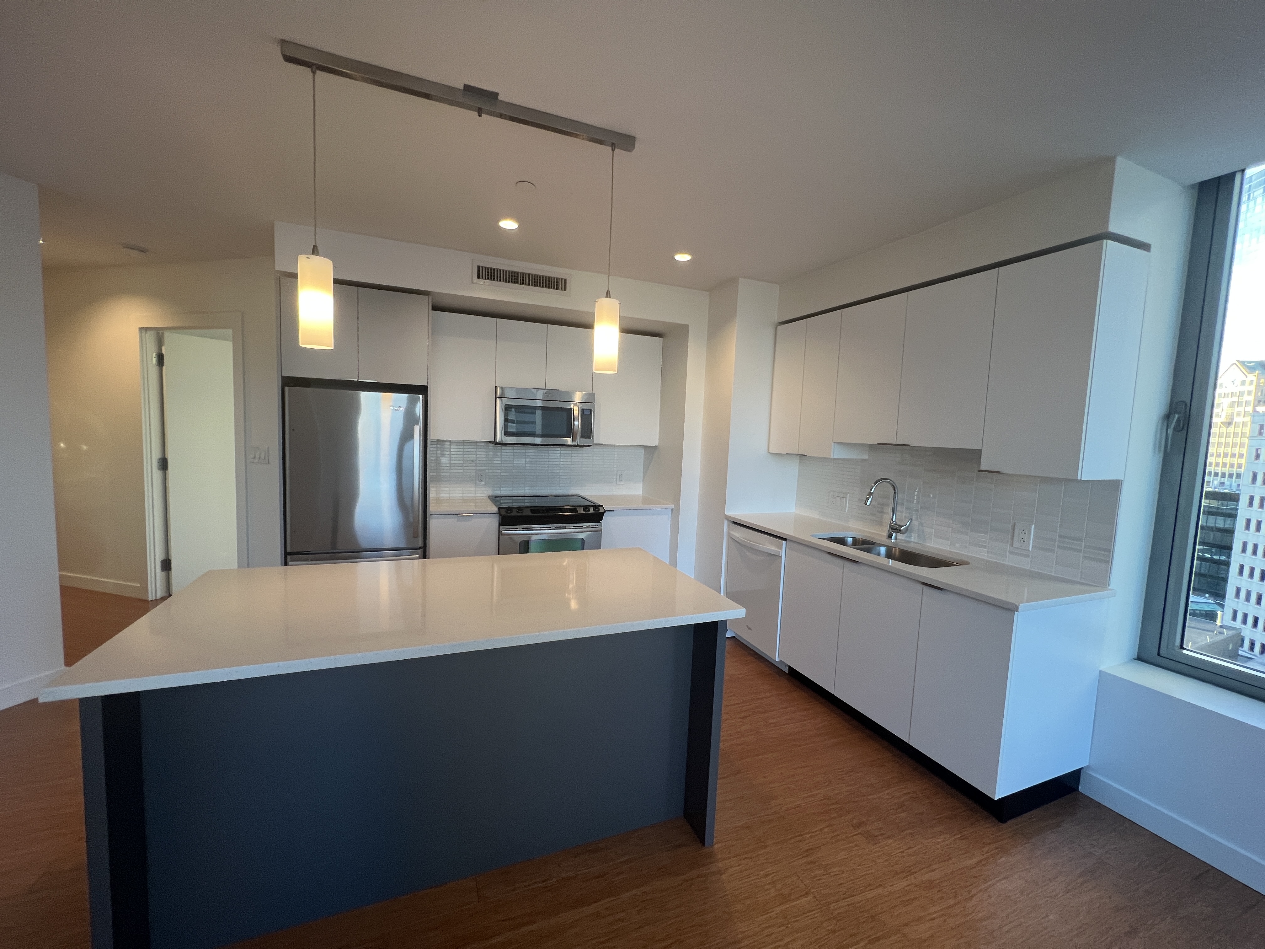 120 Kingston St, Chinatown