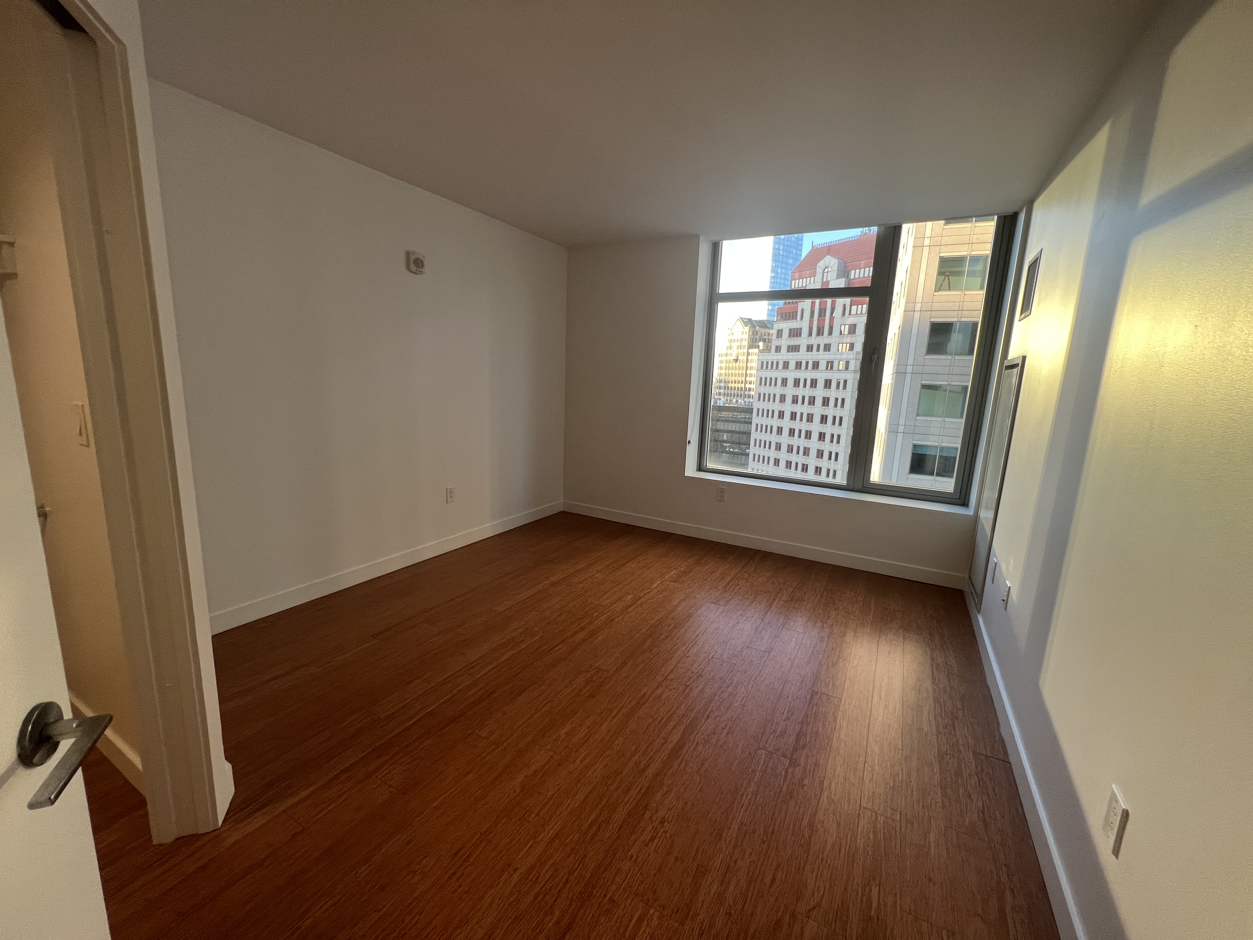 120 Kingston St, Chinatown