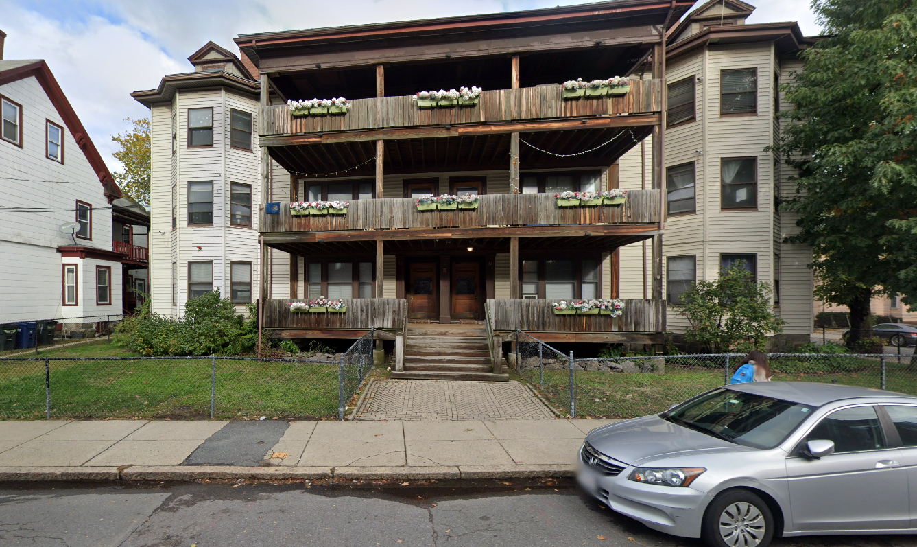 36 Linden St, Allston