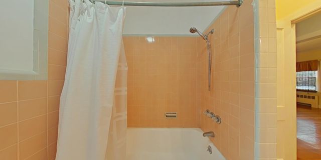 25 Harris Ave, Wellesley