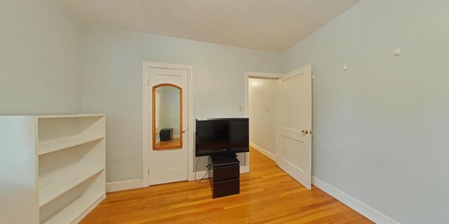 25 Harris Ave, Wellesley